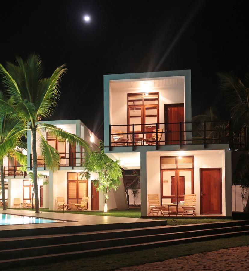 Hotel Arugambay Roccos Arugam Bay Exterior foto