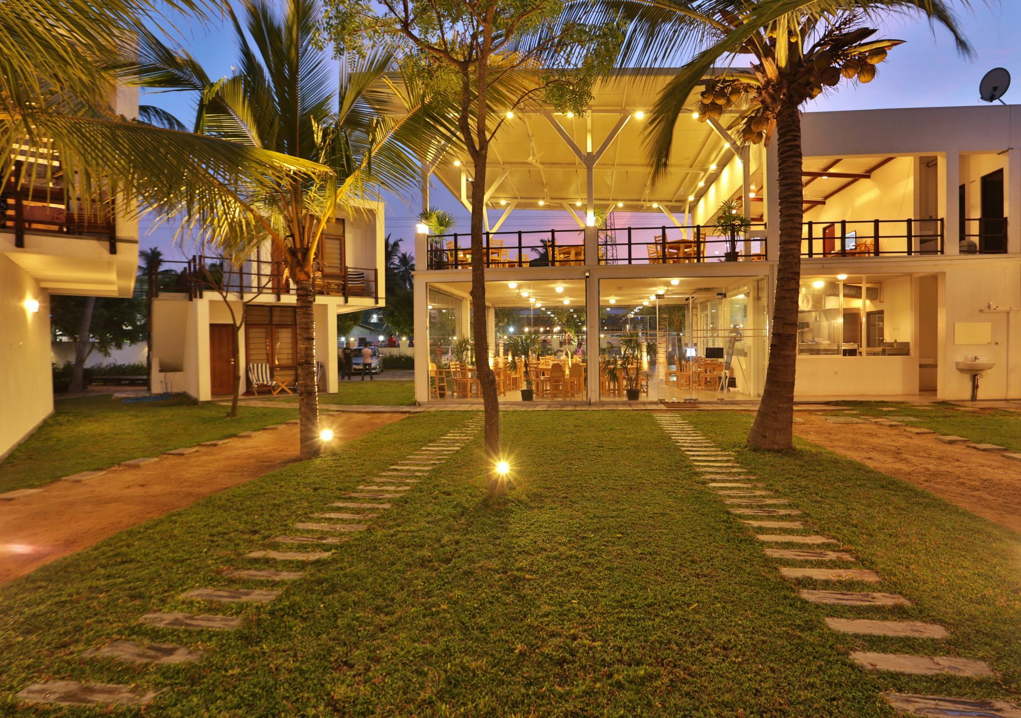 Hotel Arugambay Roccos Arugam Bay Exterior foto